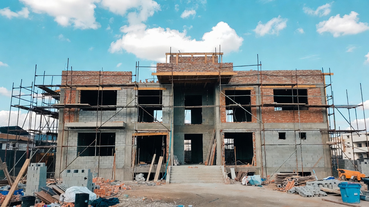 Modern Building Structure Design
